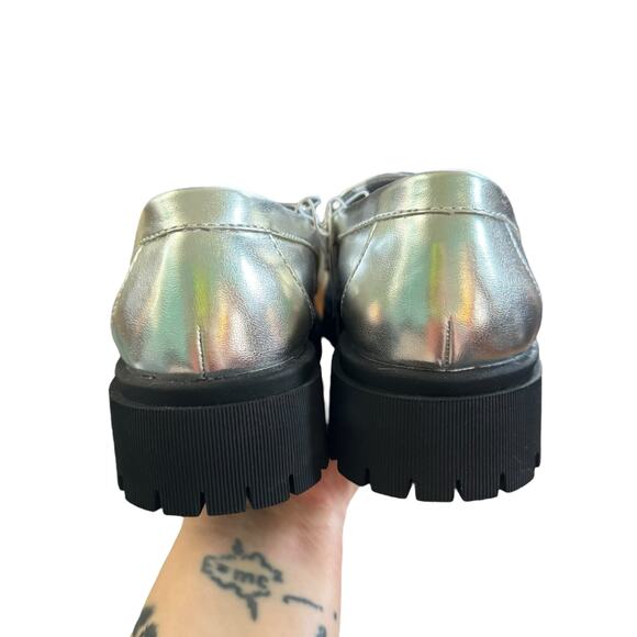 Old Navy ON Faux Leather Chunky Heel Loafers Silver 90s Y2K Retro Style 9 NWT - Picture 10 of 14